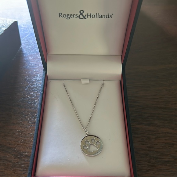 Dog Print Necklace - Picture 1 of 1